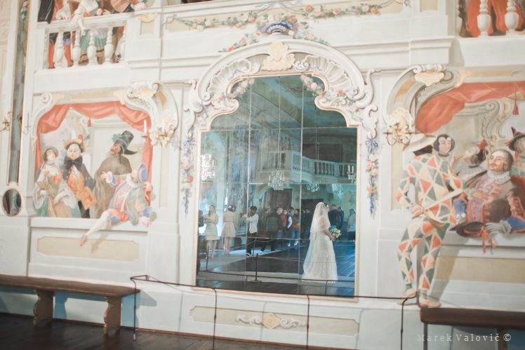 hall of mirrors Wedding photos