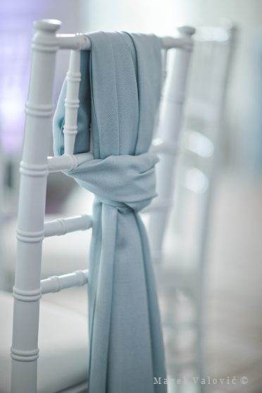 details decor wedding blue scarf on chair