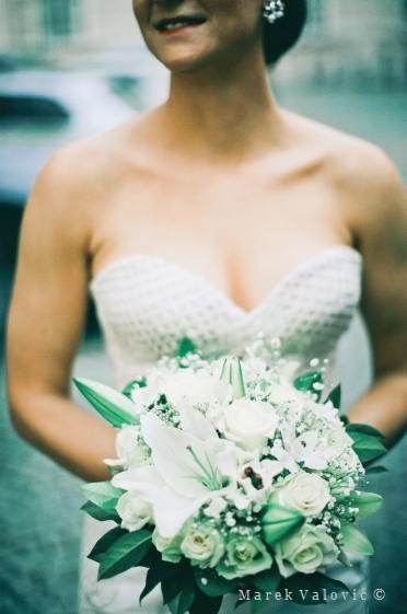 Bride and bouquet - Kodak Potra 160 Pro
