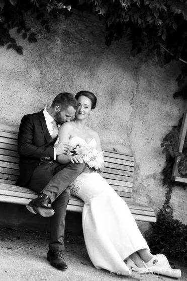 wedding couple at bench - Kodak TRI-X400 FILM