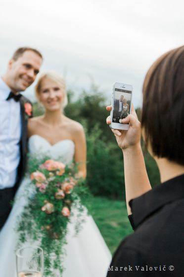 Smartphone photography on wedding